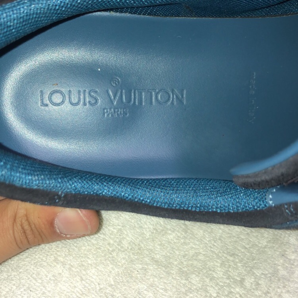 Louis Vuitton Dark Blue Suede Lace up - Picture 4 of 4